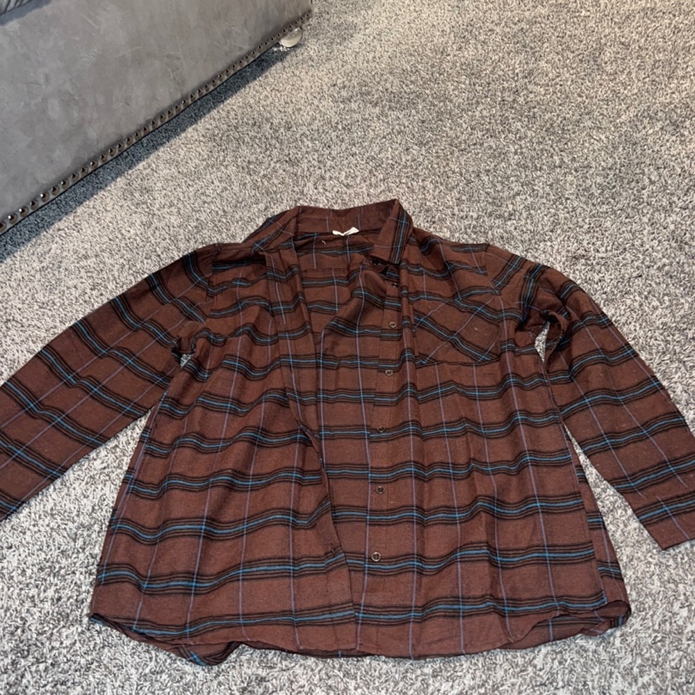 Flannel. Size small. Never worn.
